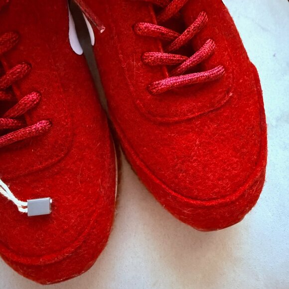 Retro Runner Sneakers - Picture 7 of 10